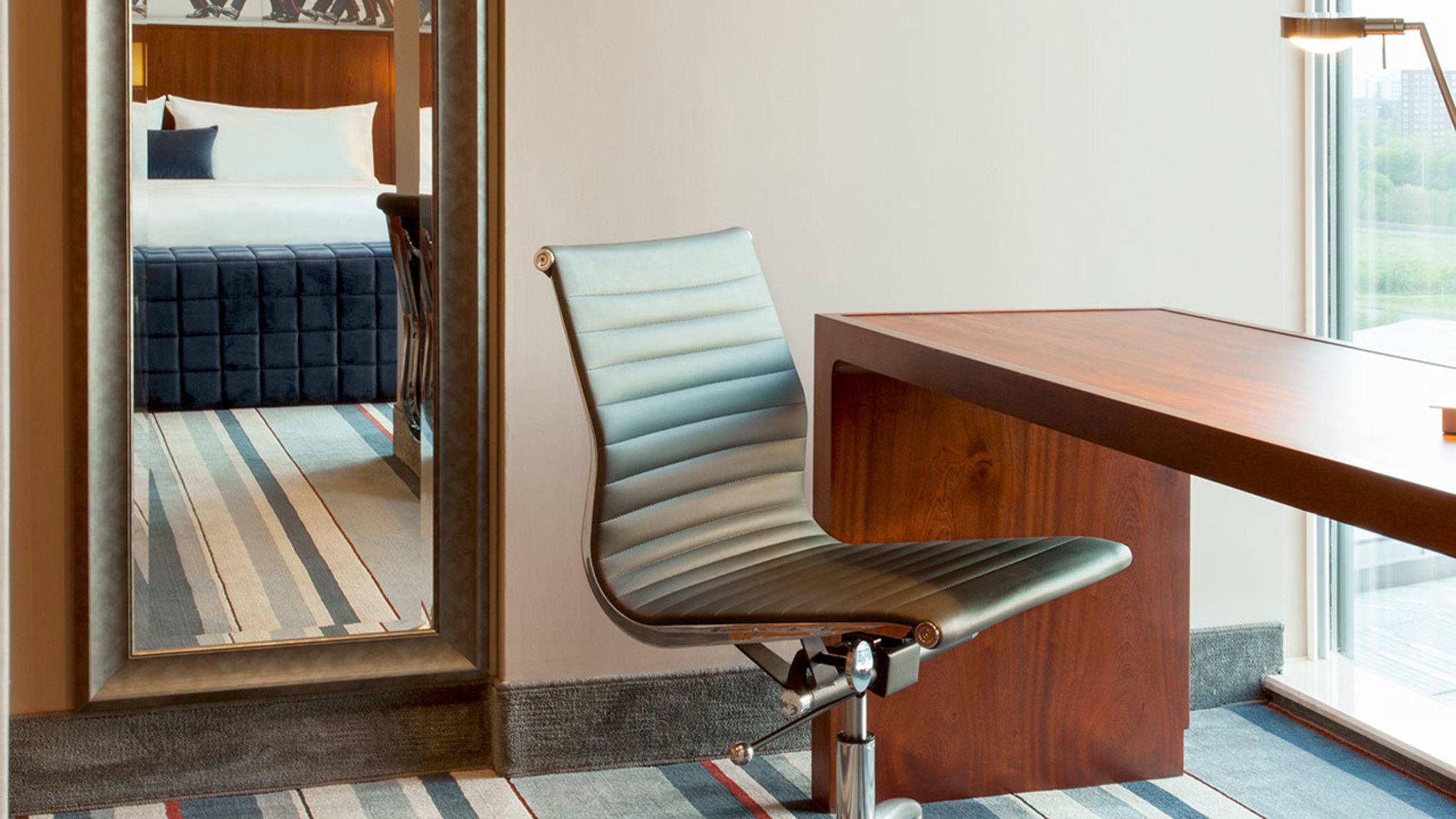 Hyatt Place West London Hayes ヒースロー エクステリア 写真
